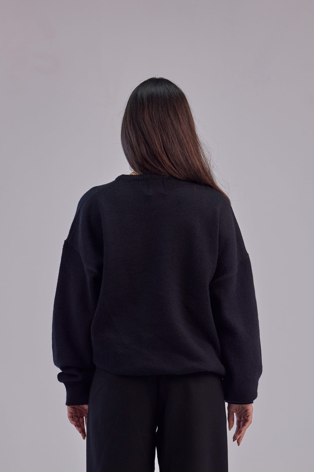 Black Soft wool relaxed fit sweater