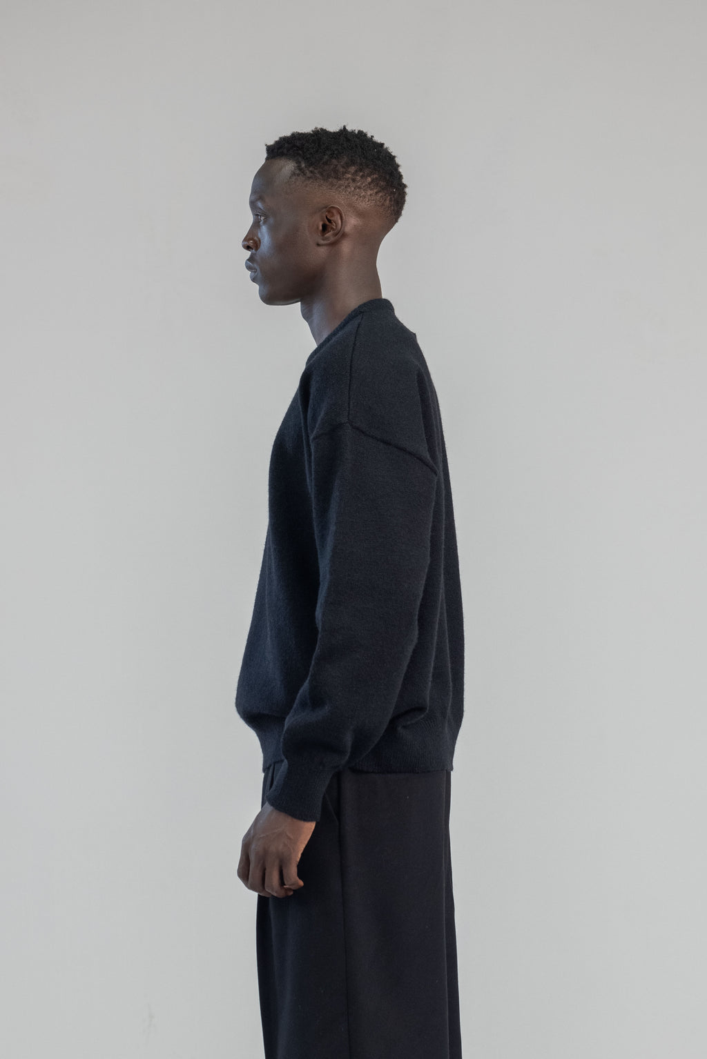 Black Soft wool relaxed fit sweater