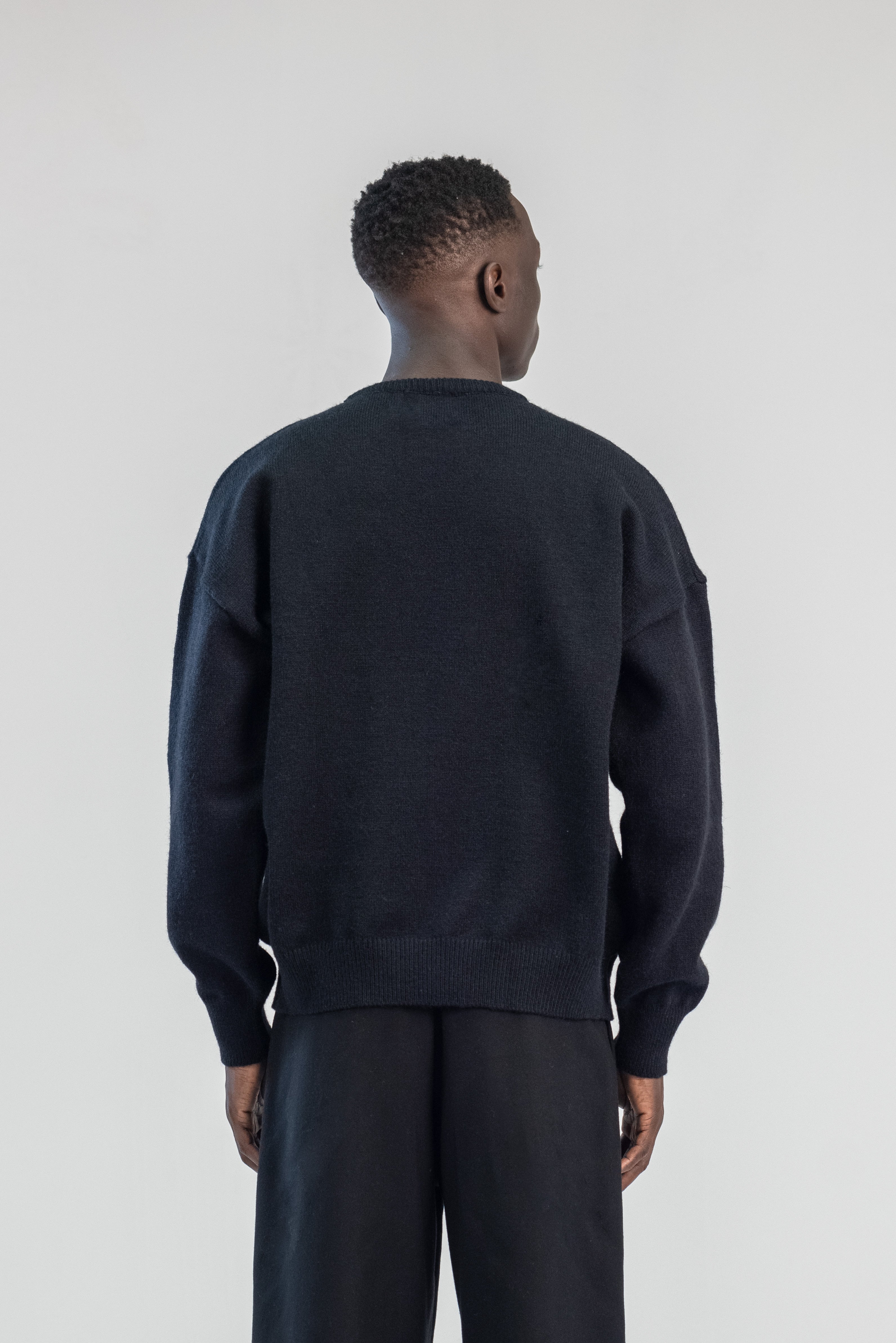 Black Soft wool relaxed fit sweater