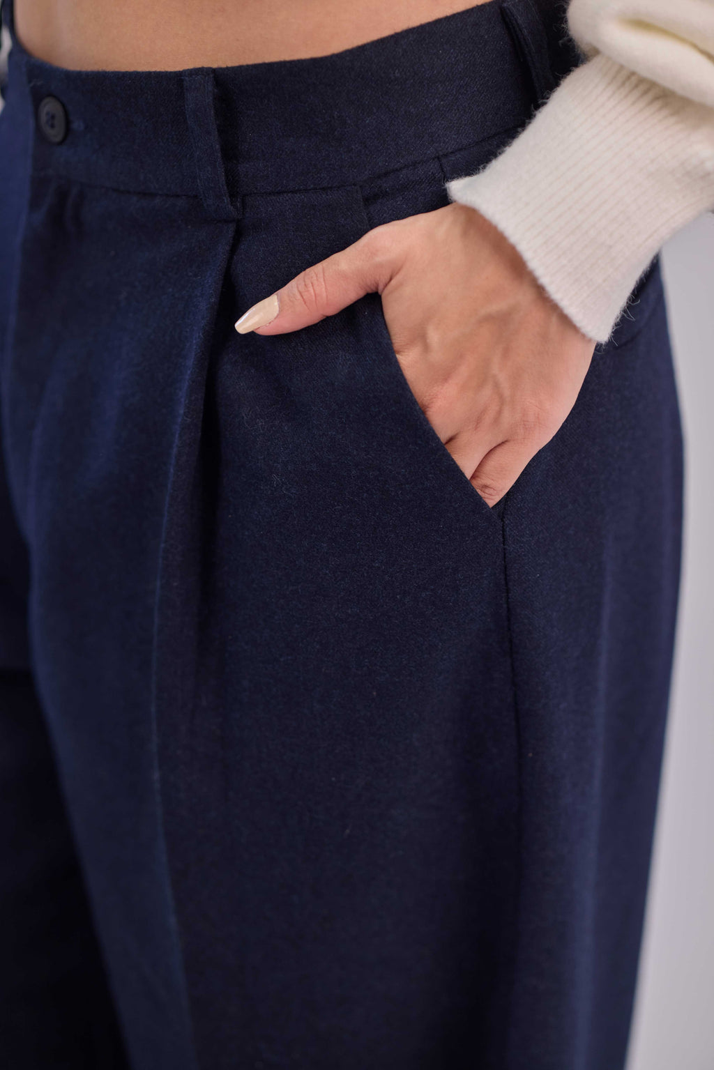 Navy wool wide leg pleated trousers