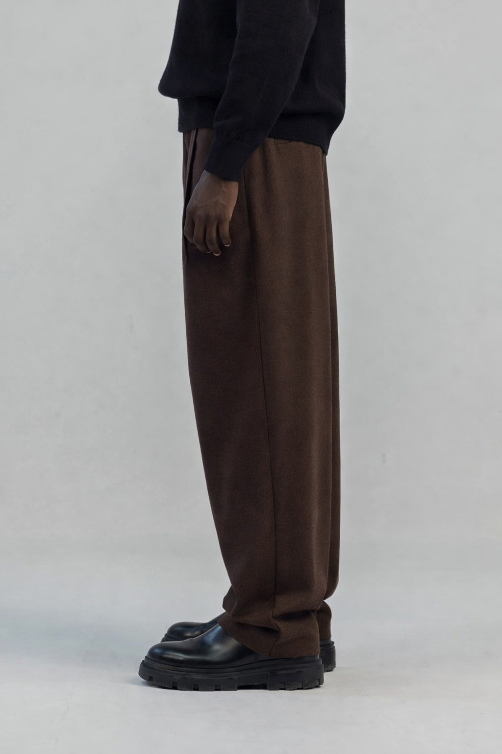 Brown wool wide leg pleated trousers