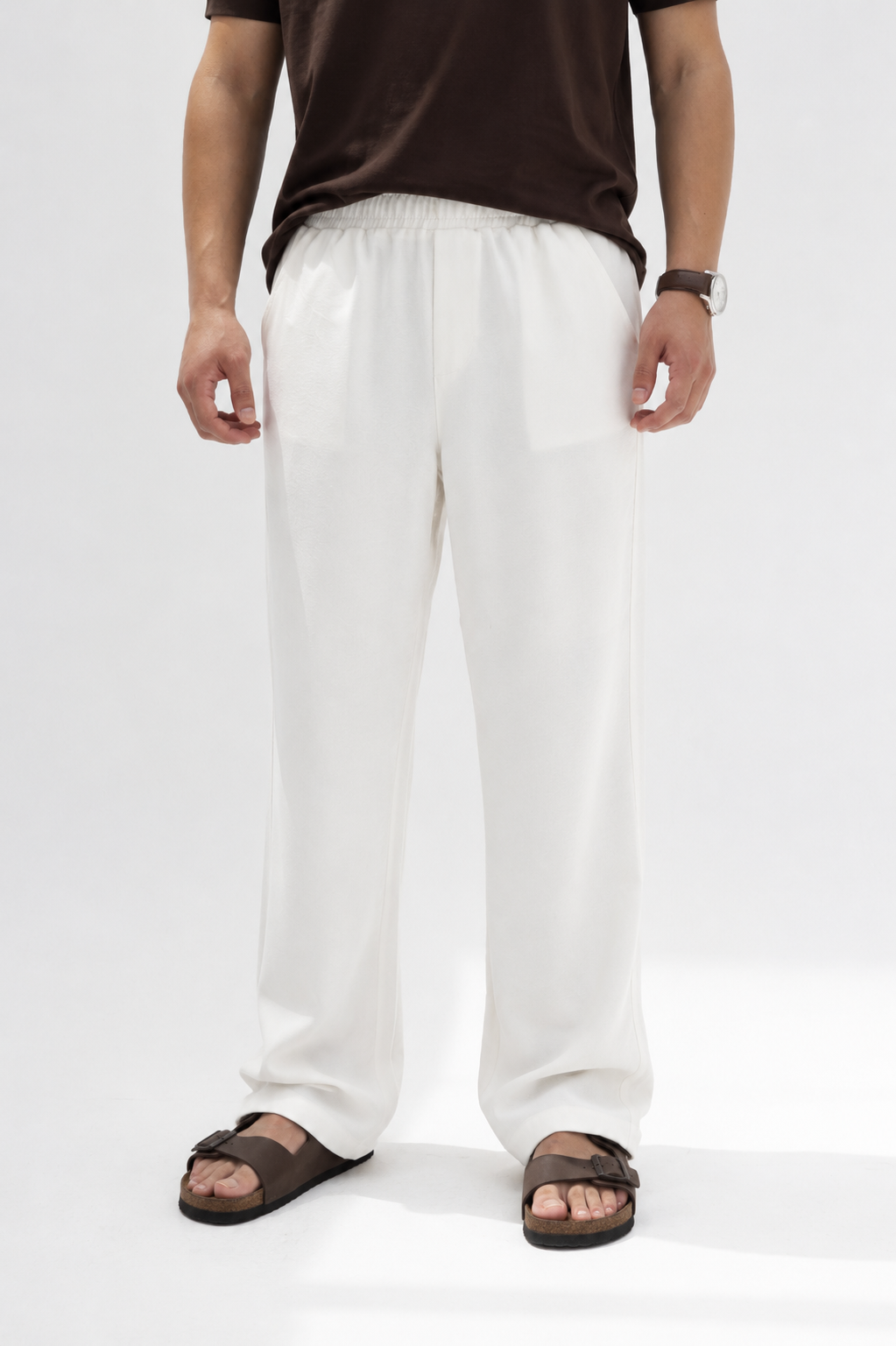 White men relaxed fit linen pants