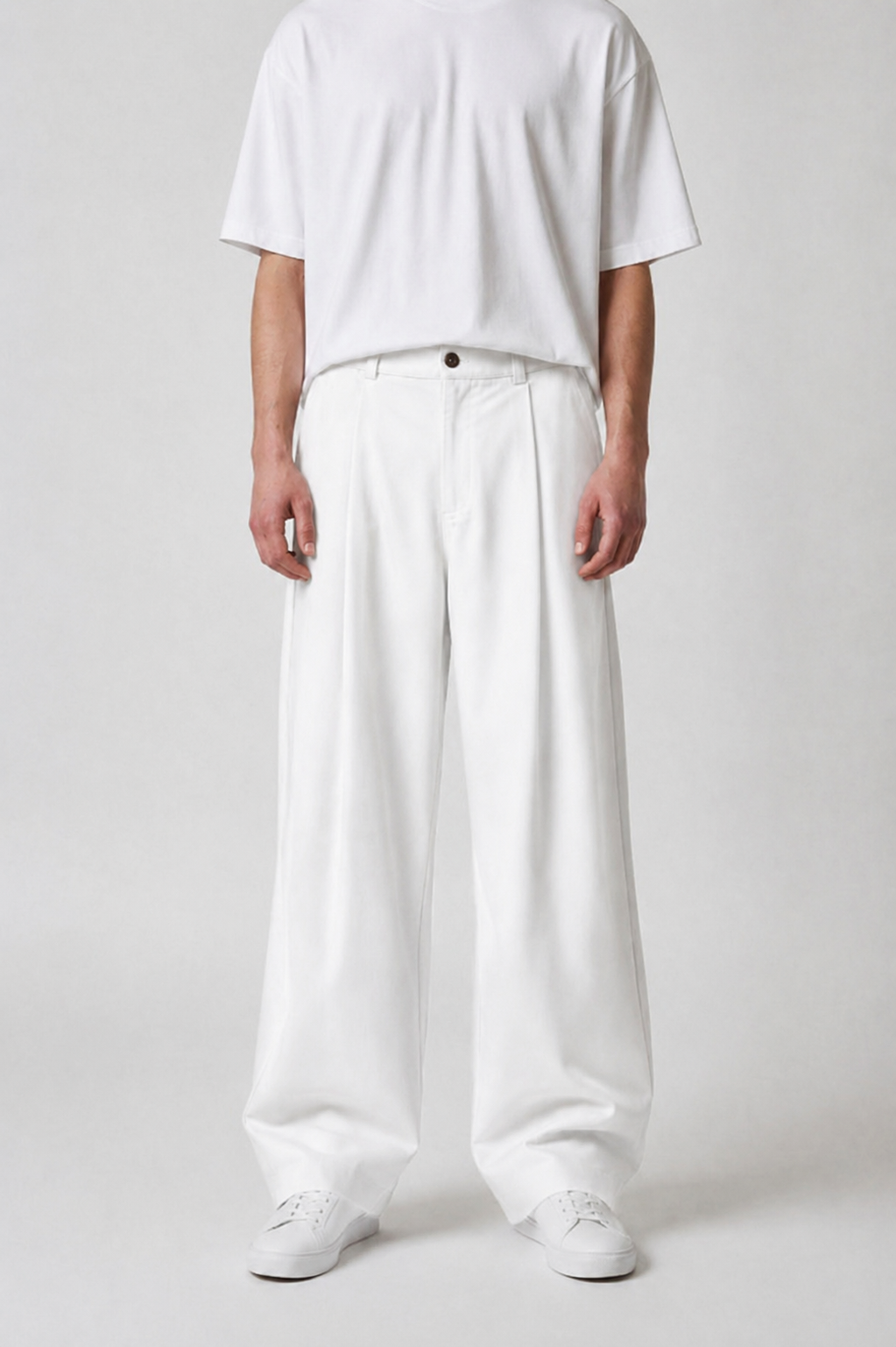 White pleated wide leg pants