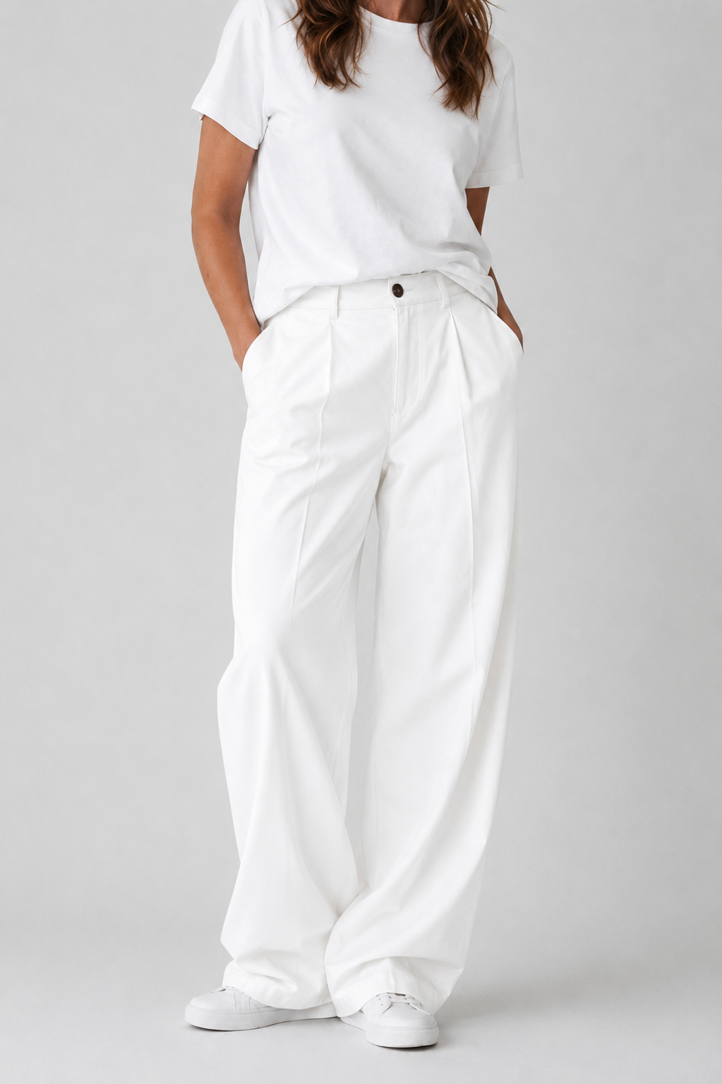White pleated wide leg pants